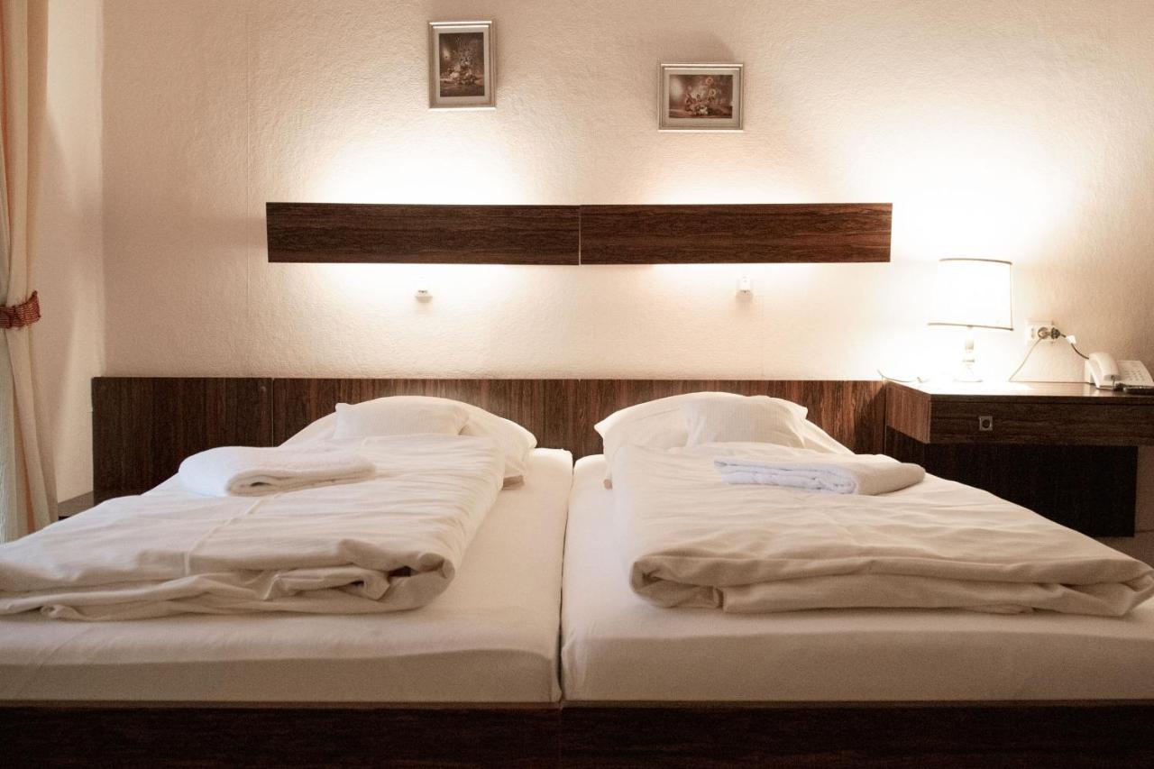 Haus Mecklenburg Hotel Pension Bad Salzuflen Eksteriør bilde